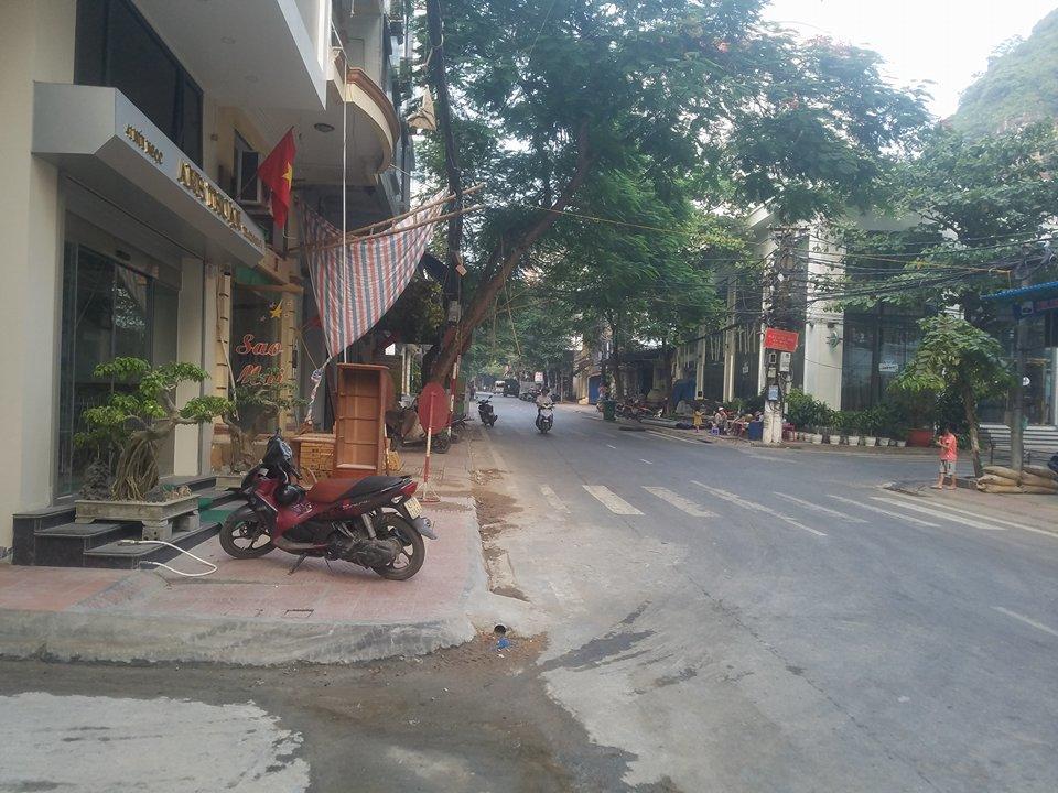 Anh Thuan Hotel 1 Cat Ba Island Extérieur photo